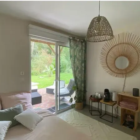 홈스테이 Chambre Chez L Habitant